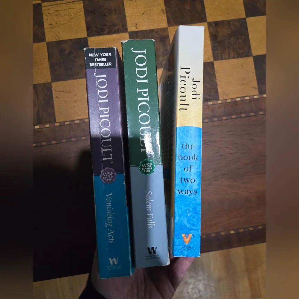 Jodi Picoult Books - Picture 2 of 3